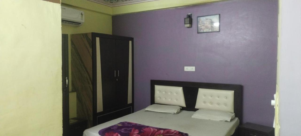 Hotel Mostel *